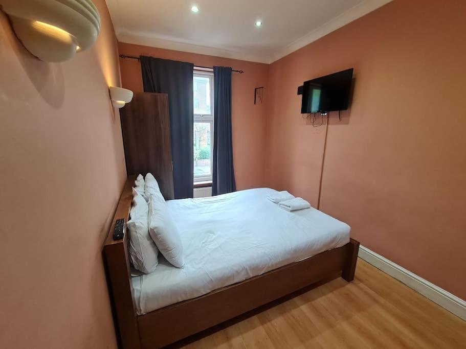 Cute One Bedroom Apartment Londres Extérieur photo